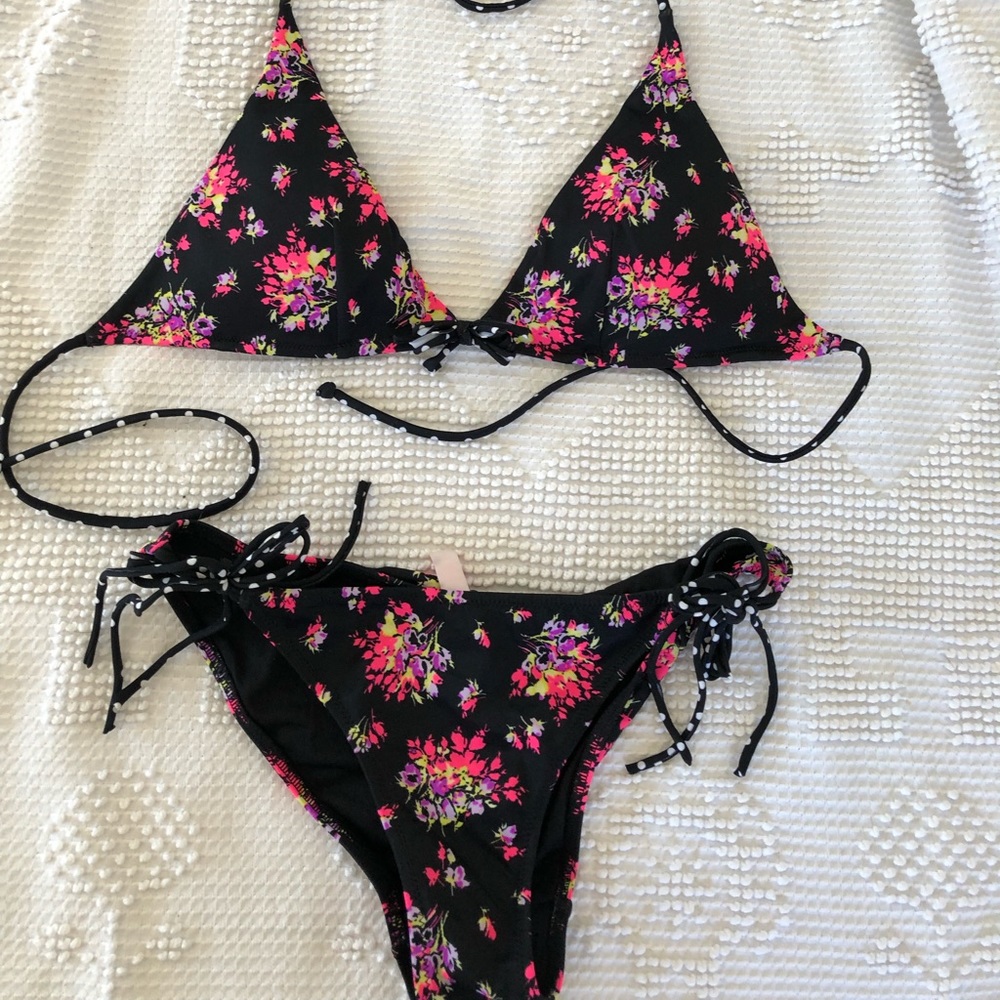 Victoria’s Secret swim suit